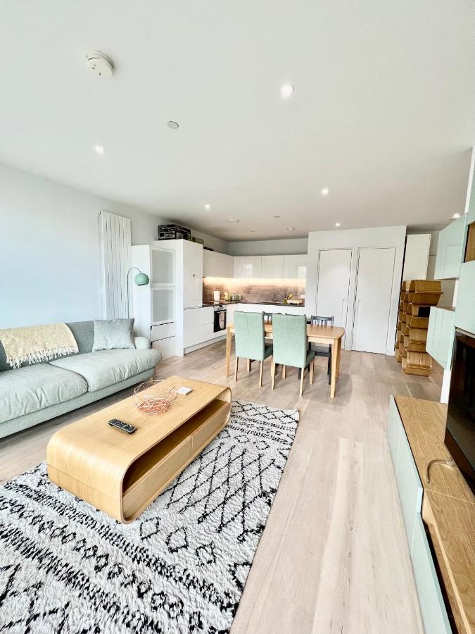 Luxury 2 Bedroom 2 Bathroom Apartment - London City Airport Londres Exterior foto